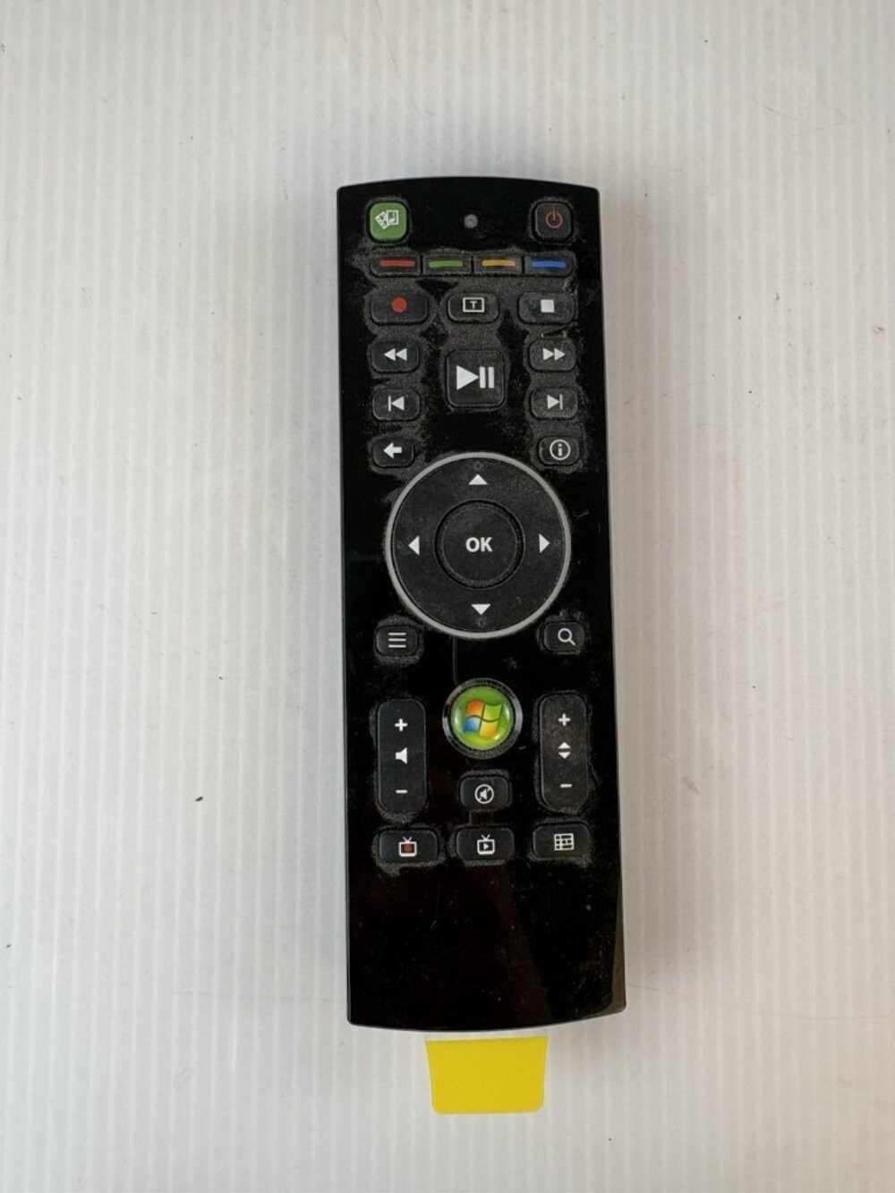 Microsoft Windows Media Center Remote Control with QWERTY Keyboard Black IR